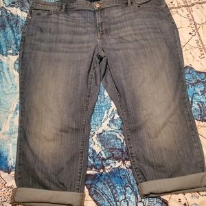 Simply Vera Wang Jean Capris